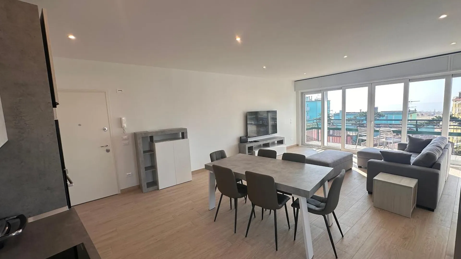 Mareblu 45 - Seaview Luxury Apartment Caorle 0*,